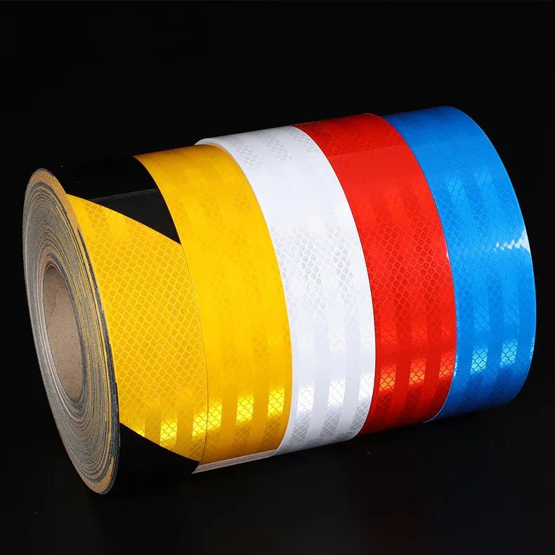 Pelekat Kalis Air Hi-Vis