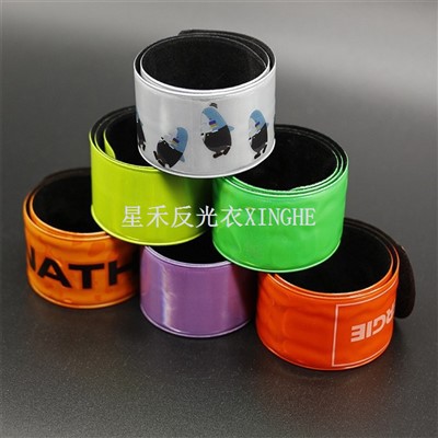 Tali Pergelangan Tangan PVC Reflektif